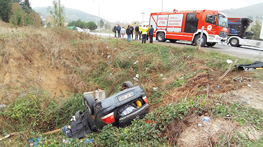 Kazada 2 kişi hayatını kaybetti.