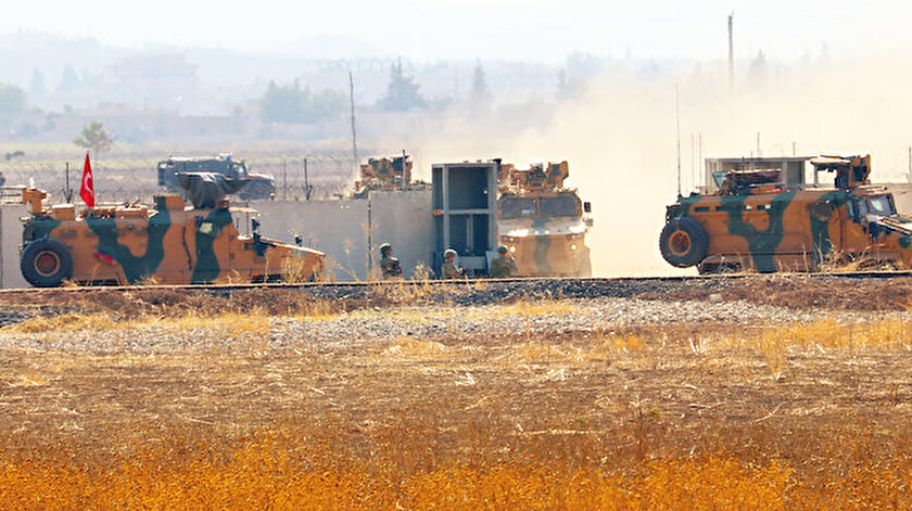 Soçi mutabakatı kapsamında Türk ve Rus askerlerinin ortak devriyesi