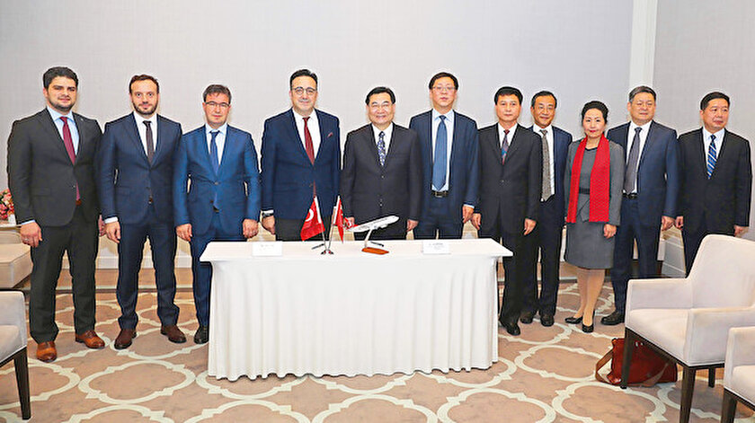İlker Aycı (Soldan 4)