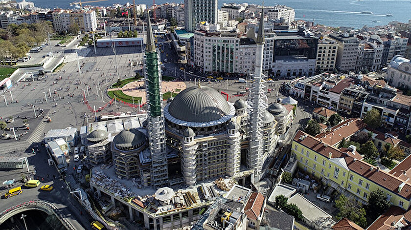 taksim camii nin kaba insaati