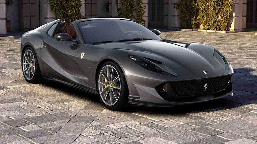Ferrari 812 Superfast.
