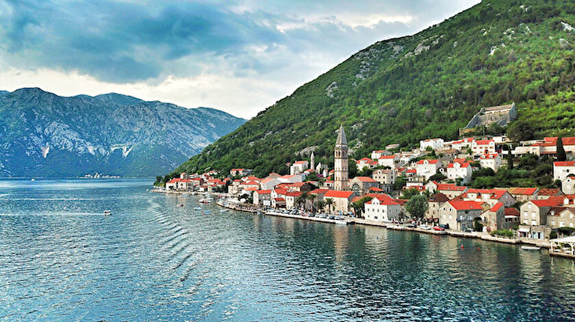 Karadağ.