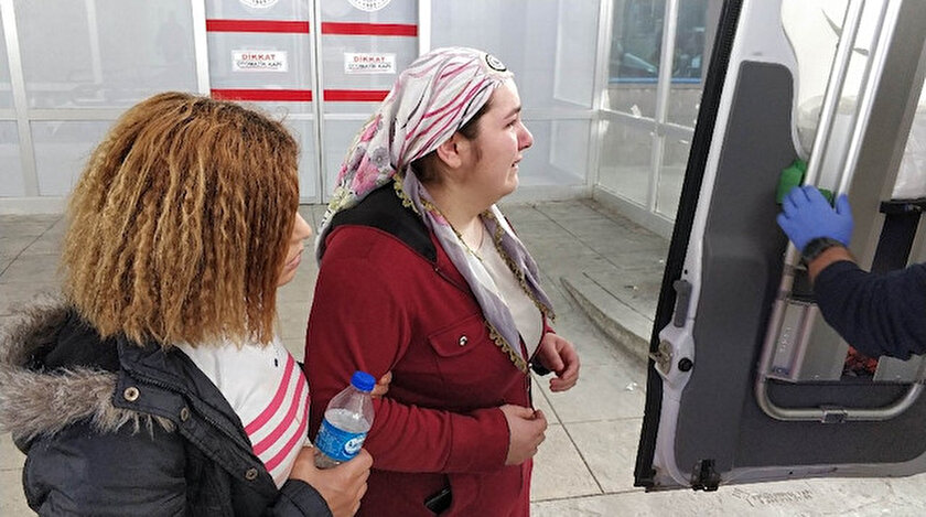 Pencereden düşen bebeği ağır yaralanan anne göz yaşlarına boğuldu.