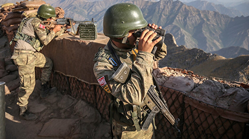 Hakkari'de terörle mücadele operasyonları başarıyla sürüyor.