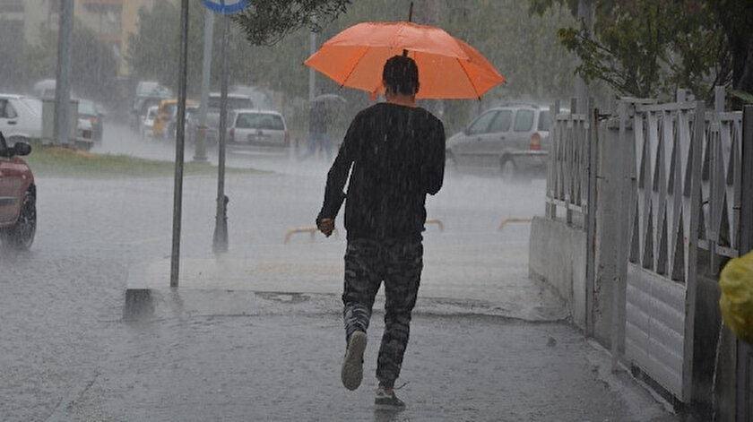 Meteorolojiden bazı illere kuvvetli yağış uyarısı yapıldı.