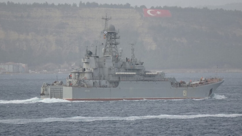 rus askeri gemisi canakkale bogazi ndan