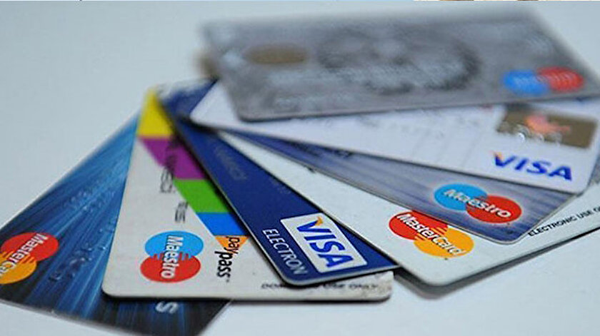 Kredi kartı işlemlerinde kullanılan azami faiz oranı düşürüldü