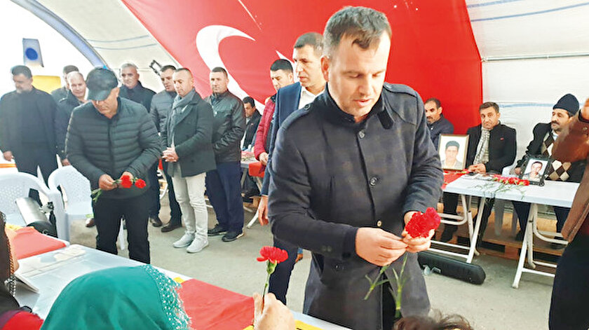 Kosova’nın Mamuşa kentinden gelen heyet, anneleri ziyaret etti.