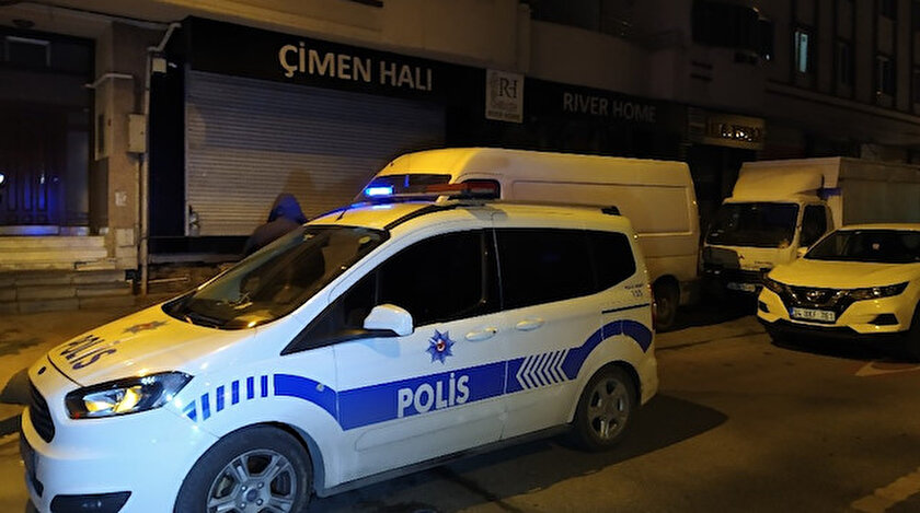 Bağcılar'da hırsızlar kendilerine engel olmaya çalışan kişiyi silahla yaraladı