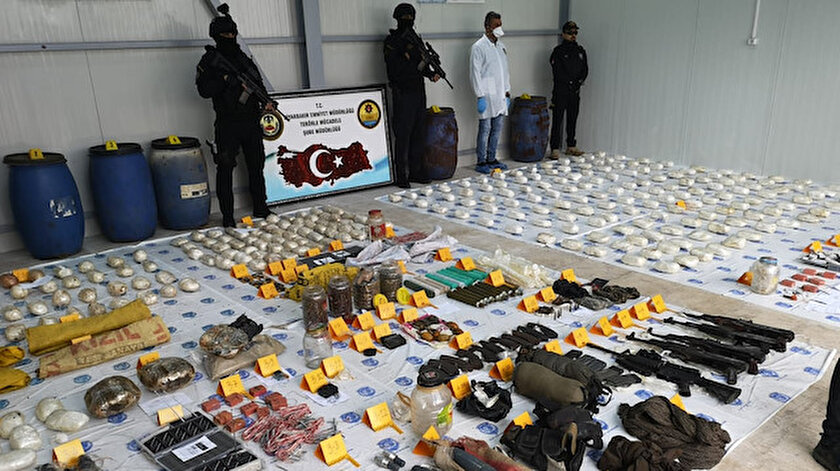 Diyarbakır'da ele geçirilen patlayıcılar.