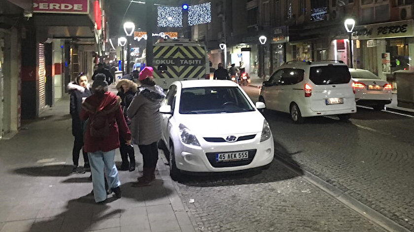 Manisa’daki deprem paniğe neden oldu.