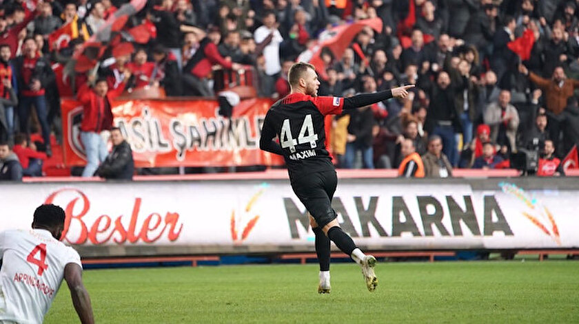 Gaziantepin yeni transferi Alexandru Maxim ilk maçında lideri yıktı