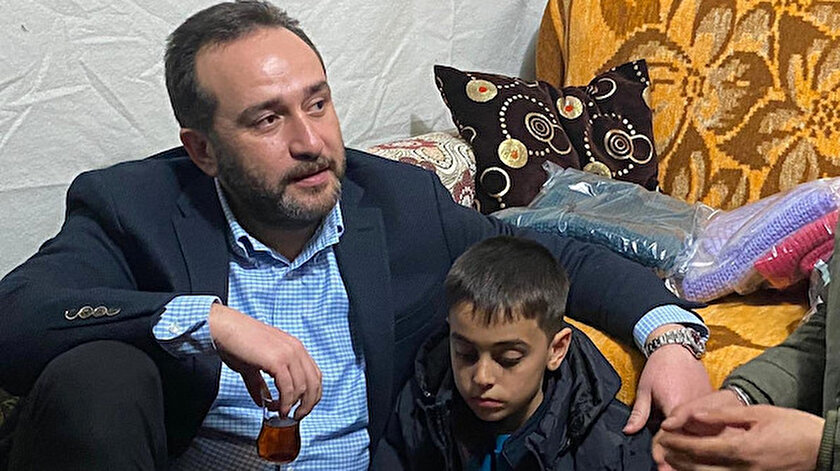 Başörtüsü söyleminden rahatsız olan Özkan'a cevap ...