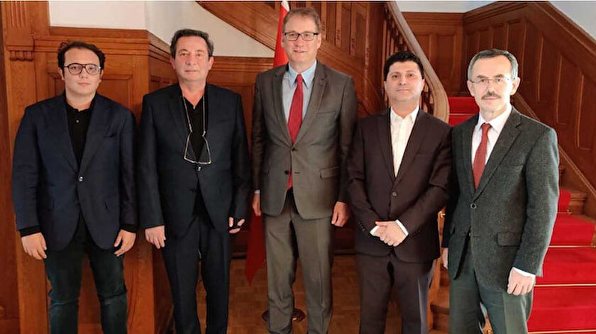 IAS yöneticileri ve Bern Büyükelçisi Saygılı