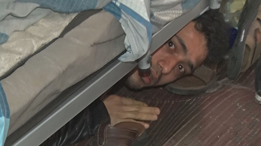 Çatı ve yatak altlarına saklandılar.