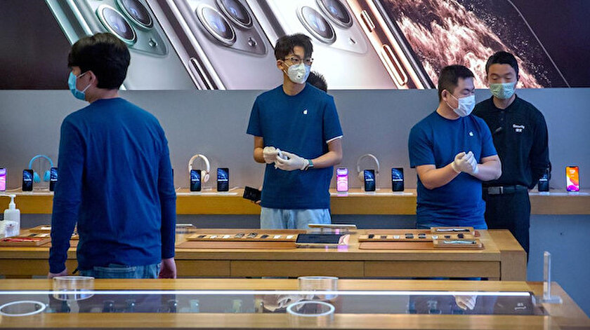 Apple, Çin'deki mağazalarını şubat ayının başında kapatma kararı almıştı.