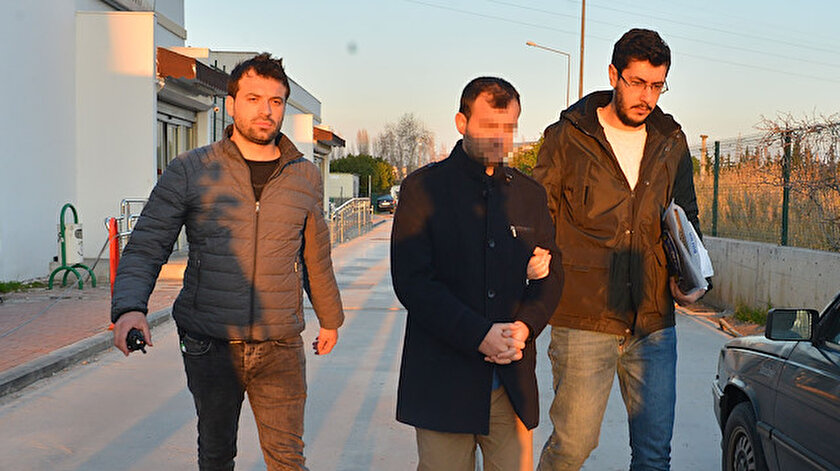 Adana merkezli 13 ilde FETÖ operasyonu