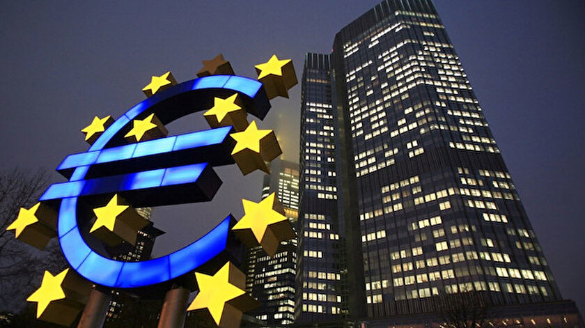 Koronavirüs Avrupa Merkez Bankasına da sıçradı