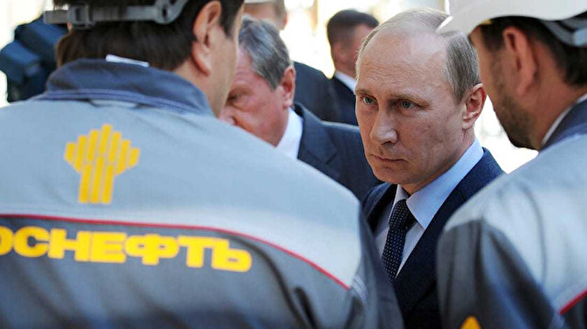 Rusya Devlet Başkanı Putin, Rusya’nın bu dönemi kendine yakışık biçimde atlatacağını açıklamıştı.