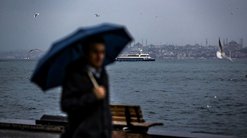 Meteorolojiden İstanbul için yağış uyarısı yapıldı.