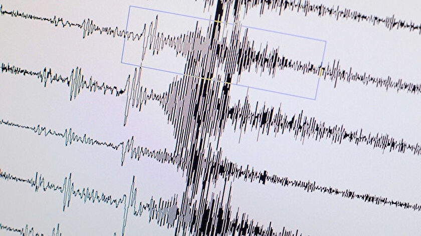 Hoy kentinde 4,4 büyüklüğünde deprem meydana geldi.
