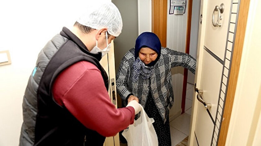 Aksaray Belediyesi koronavirüse karşı her alanda tedbirler alıyor