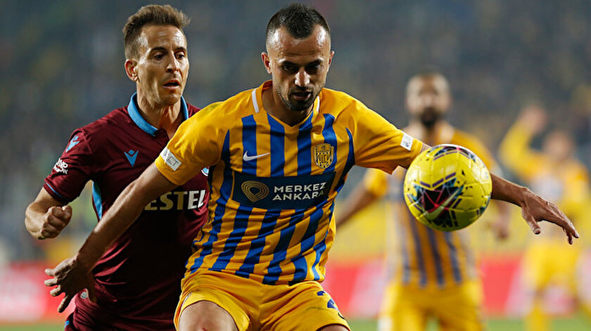 İlhan Parlak: Karantinadan sonra en az bir aya ihtiyacımız var