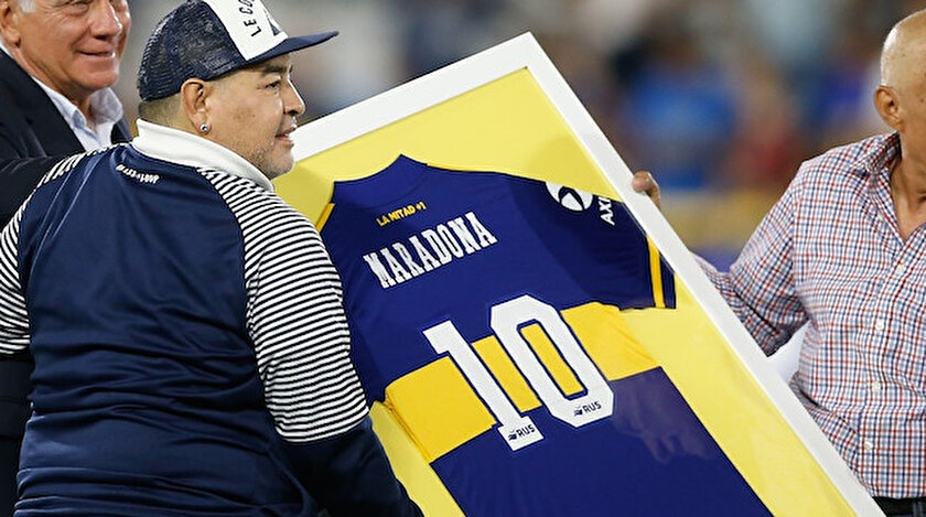 Maradonanın forması açık artırmada satıldı