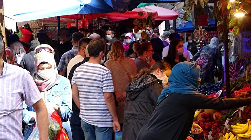 Sağlık Bakanı Koca, sosyal mesafe konusunda uyardı.