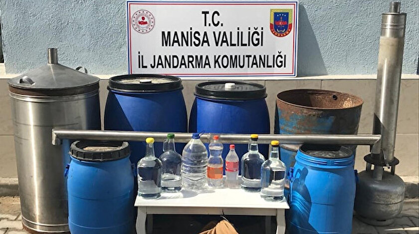 Sahte içkiler ele geçirildi.