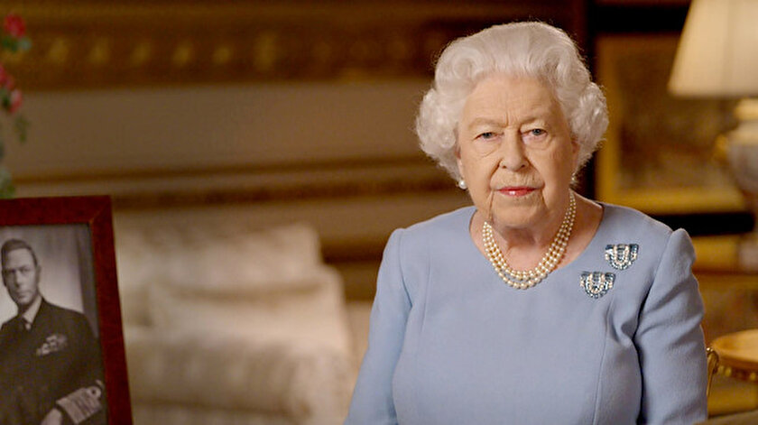 Kraliçe Elizabeth