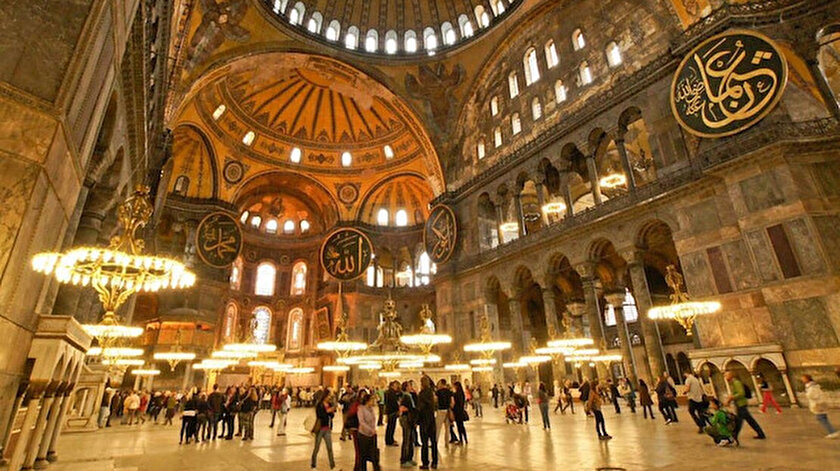 AK Partiden Ayasofya açıklaması: Temmuzda gerekli adımlar atılacak