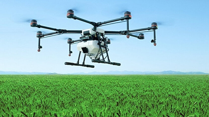 Liselilerin geliştirdiği drone tarım alanlarını koruyacak