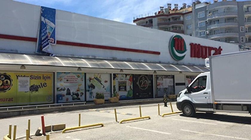 Siirt’te 10’dan fazla kişiye virüs bulaştıran korona market faaliyetini sürdürüyor