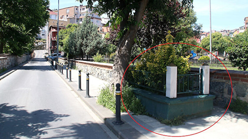 Mezarda kimin yattığını yıllardır bilen yok.