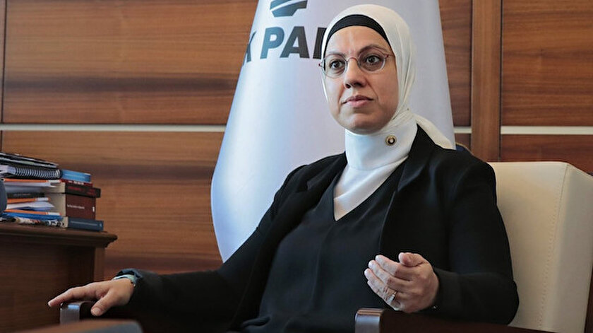 AK Partili Ravza Kavakcı Kan: Kadınlara seçme ve seçilme hakkı 1934te verildi fakat başörtülü milletvekilleri 2015ten itibaren hizmete başlayabildi