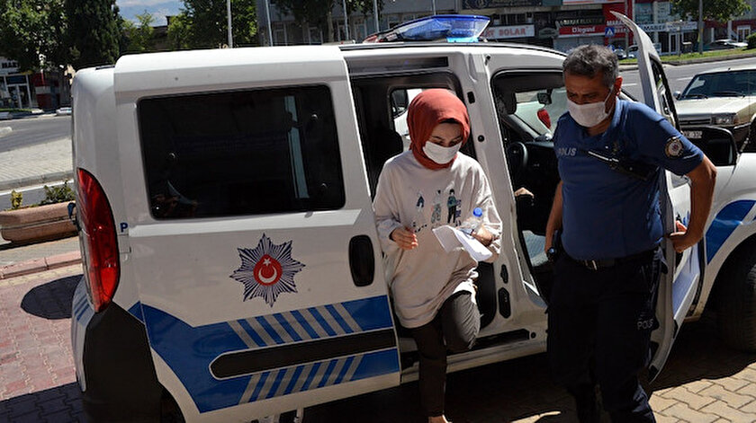 Polisler sınava giremeyecek durumda olan 35 öğrencinin sınava girmesini sağladı.