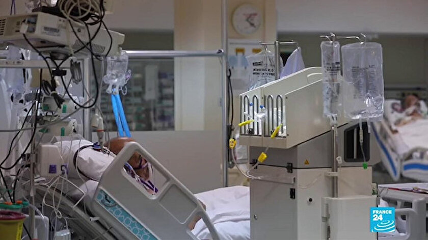 Haberde Cerrahpaşa Tıp Fakültesi Kovid-19 klinikleri ve yoğun bakım servisinde çekimler yapıldı.