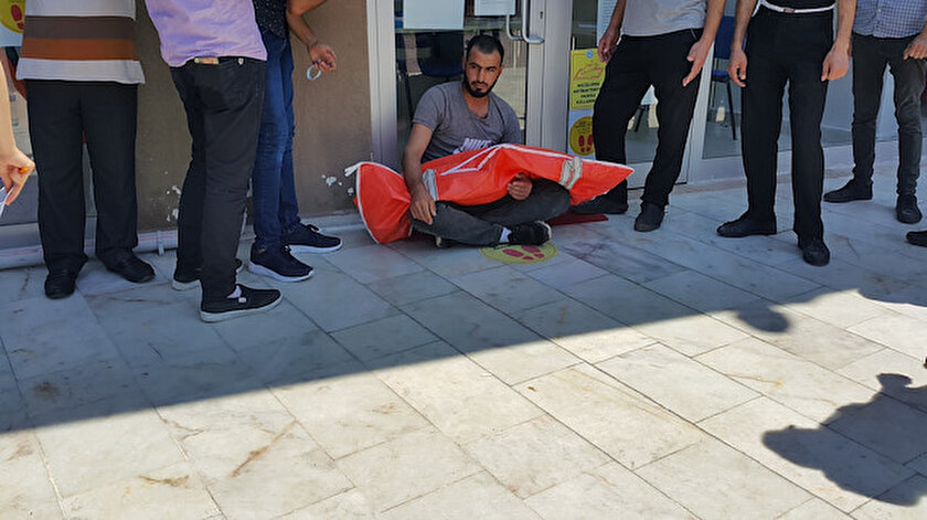 Muhammet Salih (29), oğlunun vücudundaki otopsi izlerini görünce organlarının çalındığını zannetti.