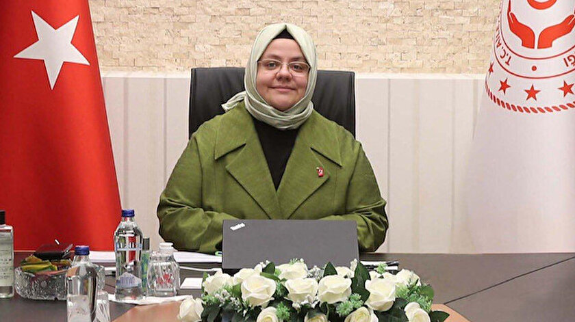Bakan Zehra Zümrüt Selçuk