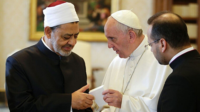 Ezher Şeyhi Ahmed et- Tayyib ve Papa Franciscus