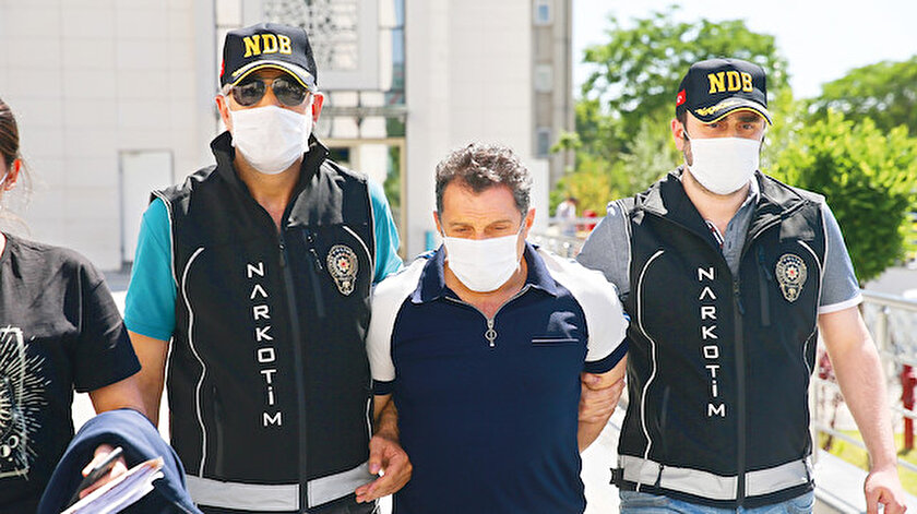 Bataklık Operasyonu kapsamında Ankara Emniyet Müdürlüğüne getirilen Nejat Daş’a, suçlamalar hakkında ne düşünüldüğü soruldu. Nejat Daş, “Neden burada olduğumu bilmiyorum” dedi.