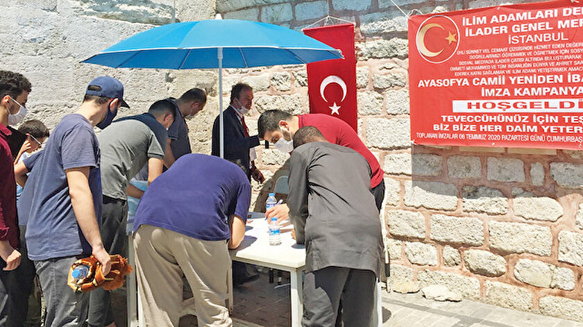 TÜGVA’nın “#ilmekilmekAyasofya” etiketiyle başlattığı kampanyaya 500 bin kişiden destek gelirken hedefin 1 milyon olduğu belirtildi.