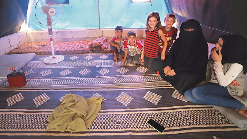 Çadır kampta yaşayan Ebu Safa, “BM yardımlarının durdurulacağını duyduk. Yardımların girmesi engellenirse açlıktan ölürüz” ifadelerini kullandı.
