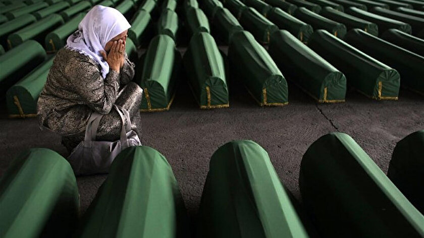 Avrupanın yüz karası Srebrenitsa Soykırımı: Bosna Hersek ordusunda görevli eski general yaşadıklarını anlattı