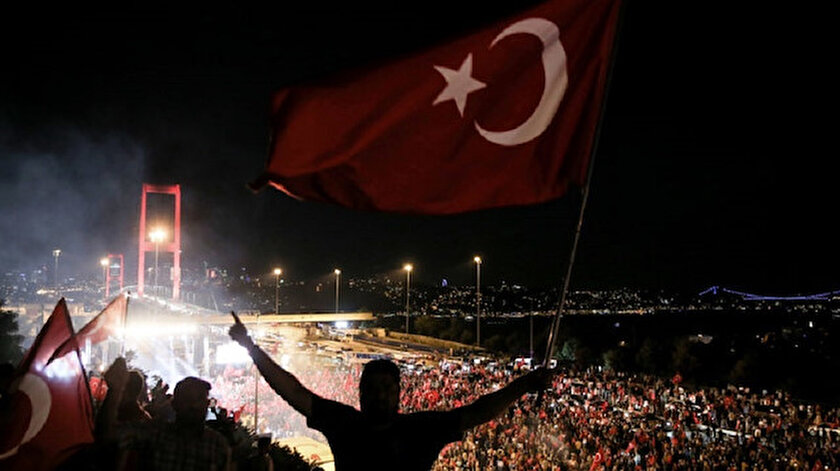 15 Temmuz ruhu gelecek nesillere aktarılacak.