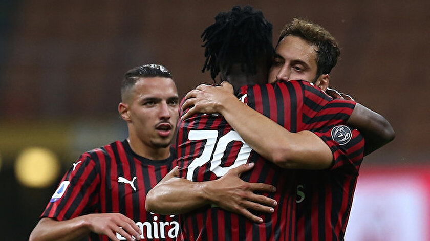 (ÖZET) Milan Parma maç özeti: Hakan Çalhanoğlunun golü