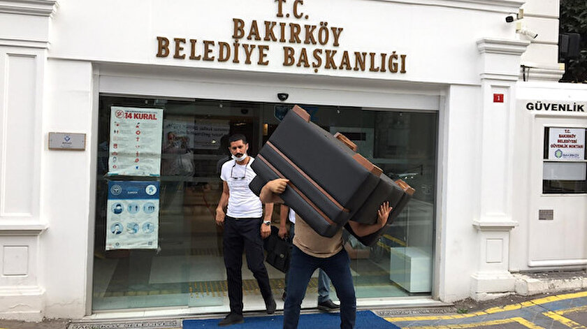 Bakirkoy Belediyesi Ne Haciz Baskanlik Katindaki Butun Malzemeler Bosaltildi