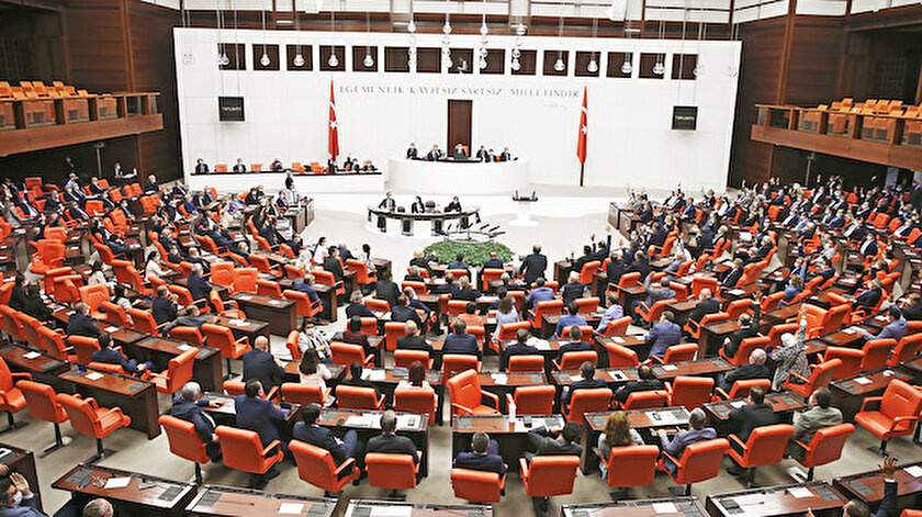 Sosyal medya düzenlemesi neleri içeriyor?