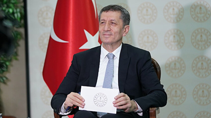 Milli Eğitim Bakanı Ziya Selçuk, detayları ile yeni süreci anlattı.